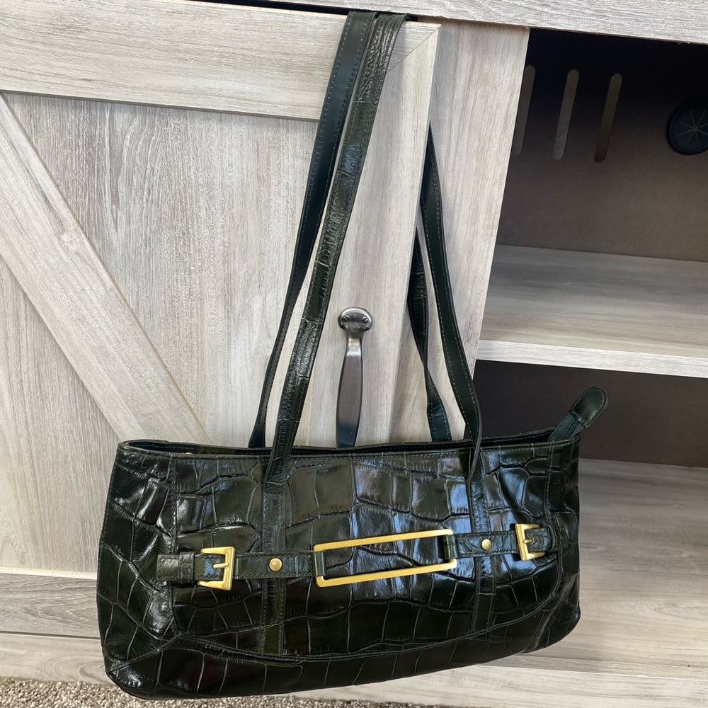 Maxx New York Baguette Hunter Green Style Croc Pattern Leather Shoulder Bag